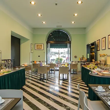 Rex Hotel 3*